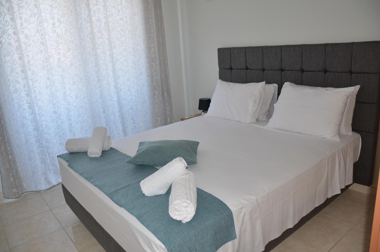 Platoni Elite Villas เอียลิซอส ภายนอก รูปภาพ