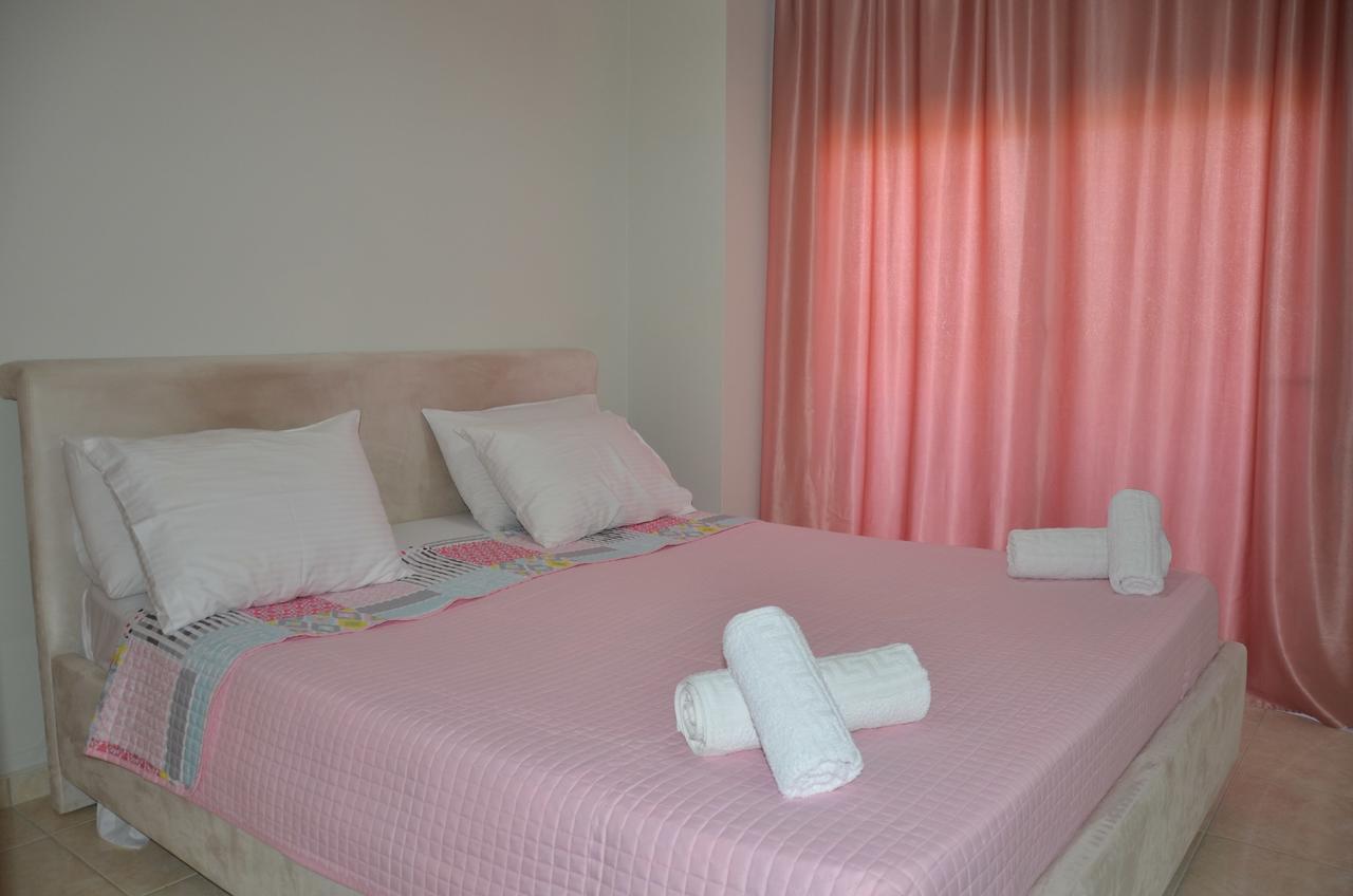 Platoni Elite Villas เอียลิซอส ภายนอก รูปภาพ