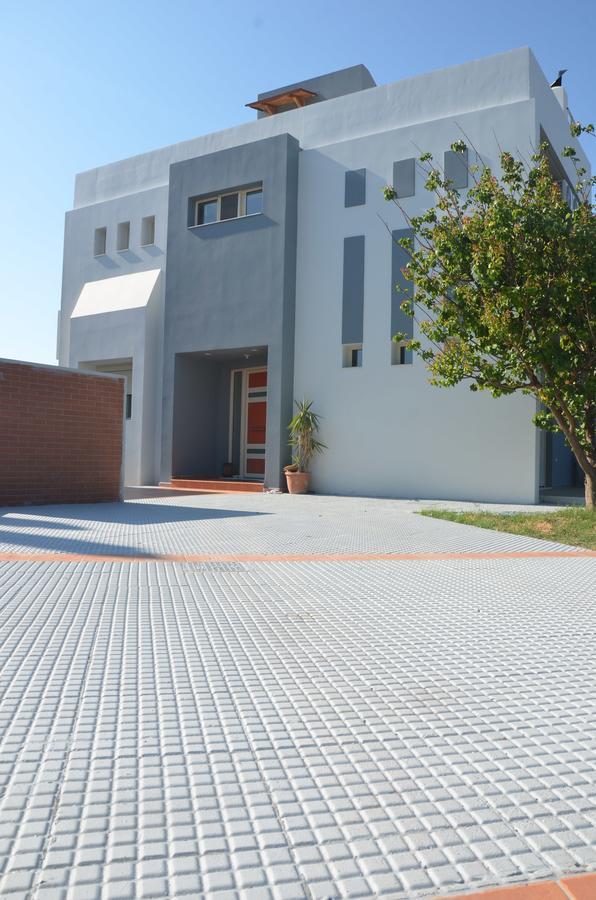 Platoni Elite Villas เอียลิซอส ภายนอก รูปภาพ