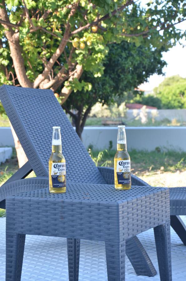 Platoni Elite Villas เอียลิซอส ภายนอก รูปภาพ