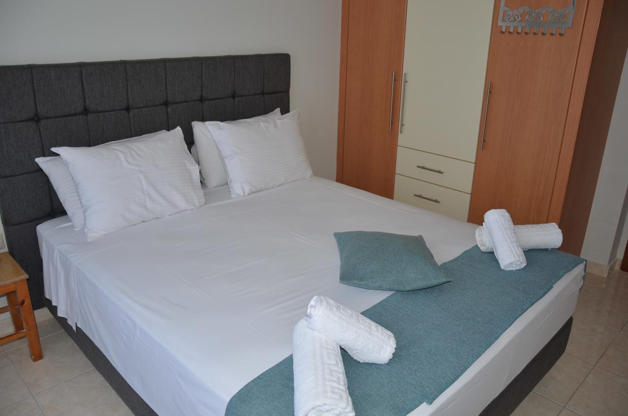 Platoni Elite Villas เอียลิซอส ภายนอก รูปภาพ