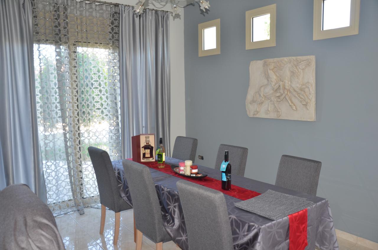Platoni Elite Villas เอียลิซอส ภายนอก รูปภาพ