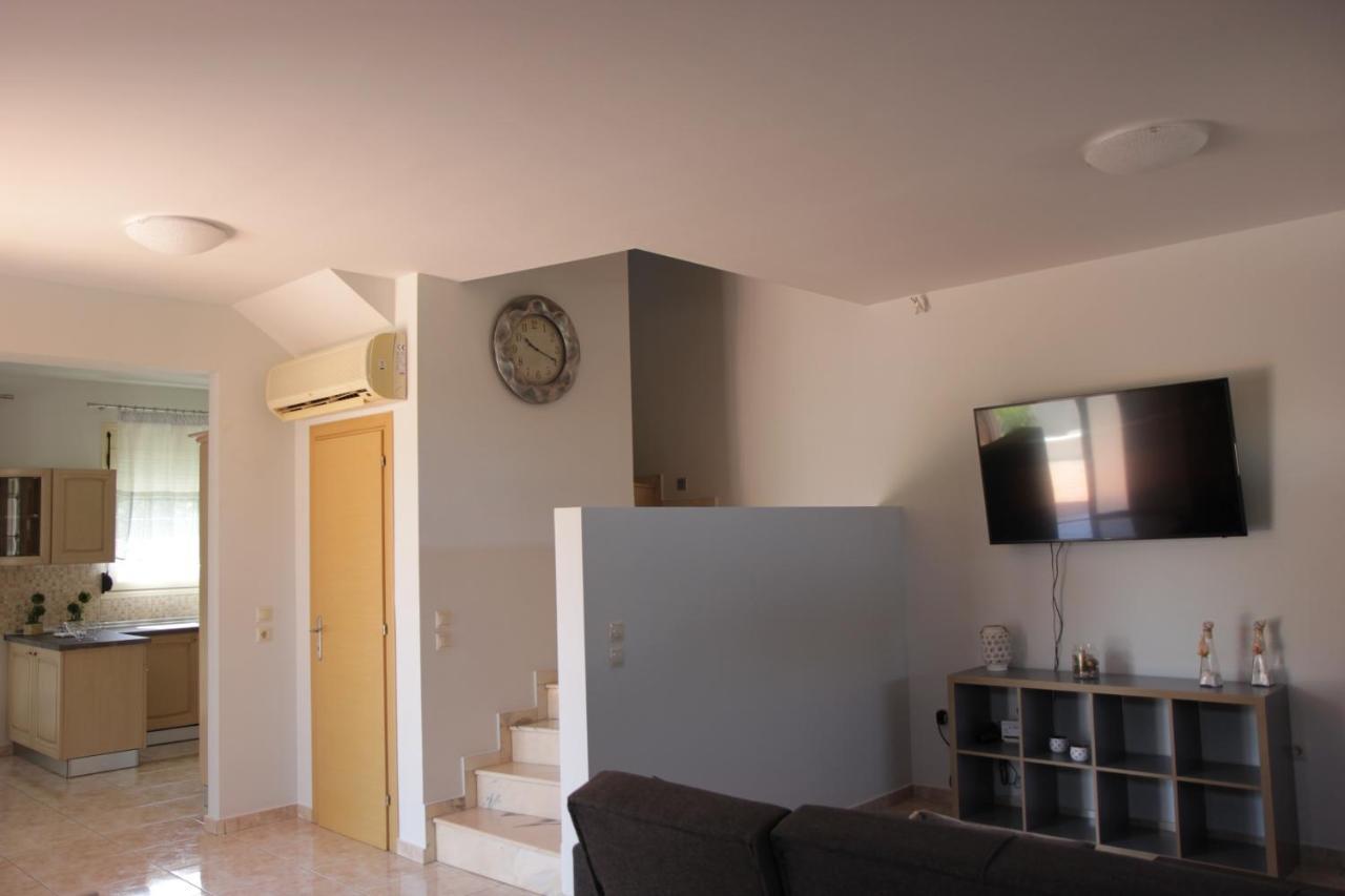 Platoni Elite Villas เอียลิซอส ภายนอก รูปภาพ